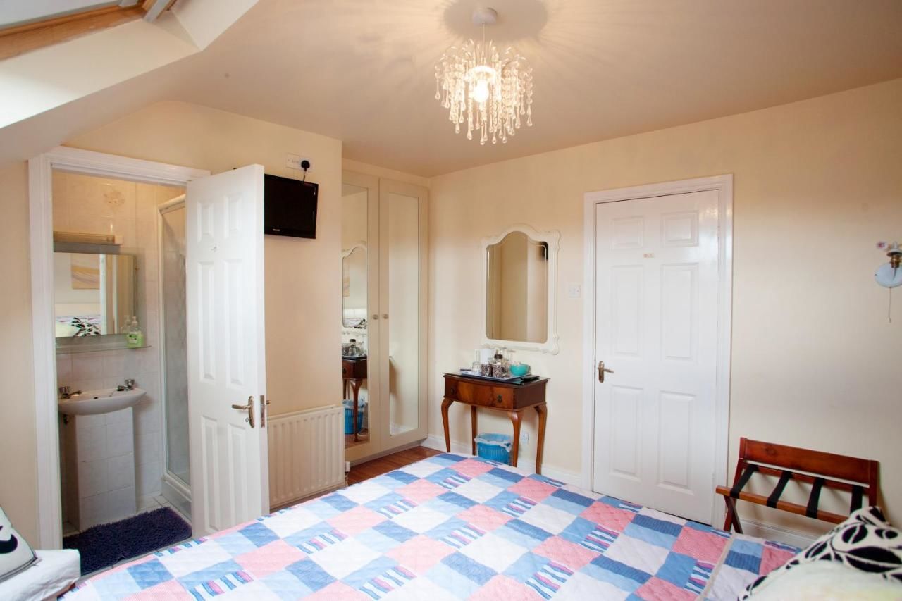 Отели типа «постель и завтрак» Krakow B&B Дандолк